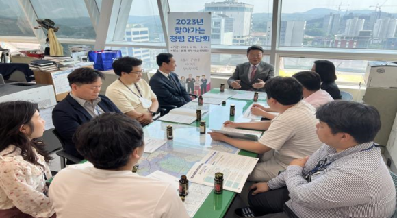 오성환 당진시장은 지난 24일 '2023 부서 순회 찾아가는 청렴간담회'를 개최했다. ⓒ 당진시