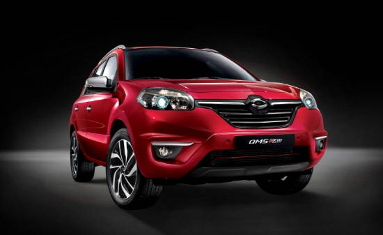 르노삼성이 선보인 'QM5 네오 R4U 에디션'은 외관에 실버 색상 아웃사이드 미러·도어핸들·루프레일·안개등 데코 등을 장착해 역동성을 강조했다. Ⓒ 르노삼성자동차