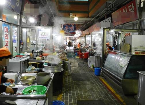 순천 웃시장(옛 북부시장) 국밥골목. = 박대성 기자