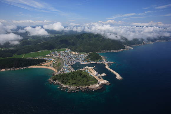 축산항의 아름다운 전경. ⓒ 경북도