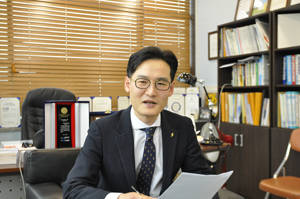 티오에스코리아는 직원 역량 향상을 위해 단순 인력소싱만 하는 것이 아닌 오너십 마인드를 심어주기 위한 체계적인 교육을 제공하고 있다. = 김경태 기자