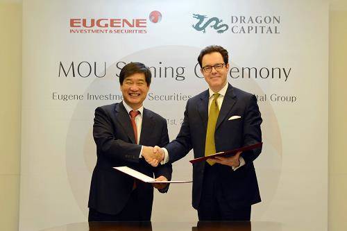 유진투자증권은 이달 1일 베트남 최대 자산운용사인 드래곤캐피탈그룹과 MOU를 체결했다. ⓒ 유진투자증권