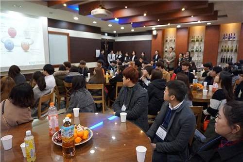 숭실대학교 숭실호스피탈리티 예비신입생들이 입학설명회를 듣고 있다. ⓒ 숭실호스피탈리티 직업전문학교