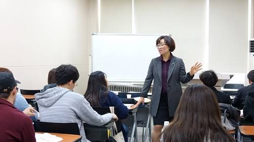 숭실대학교 부설 평생교육원 사회복지전공 수업장면. ⓒ 숭실대학교 부설 평생교육원