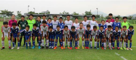 동국제약은 한국유소년축구연맹을 통해 축구 꿈나무들에게 마데카솔케어 연고, 마데카솔 분말, 마데카 습윤밴드 등 구급약품을 후원했다. ⓒ 동국제약