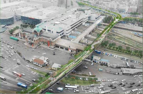 코레일이 공고한 '서울역북부 유휴부지 개발사업자 공모' 사업계획서 제출일인 3월28일이 한 달 안팎으로 다가오면서 참여기업과 그 내용에 대한 관심이 고조되고 있다. 사지은 '서울7017 사업' 당시 조감도로 사진의 '서울7017 공원'을 중심으로 오른쪽이 이번 사업의 대상지다. ⓒ 서울시
