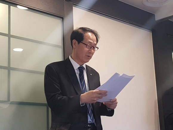김종신 주건협 부회장은 주건협의 입장을 담은 현안사항에 대한 분석과 건의사항에 대한 발표를 맡았다. = 장귀용 기자