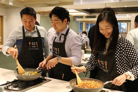 CJ제일제당이 4월 동안 임직원들이 참여하는 '봉사 주간'을 운영한다. ⓒ CJ제일제당