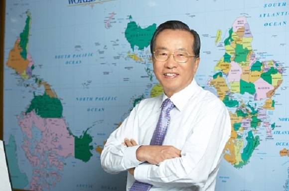 김재철 동원그룹 창업주가 16일 이천 동원리더스아카데미에서 열린 50주년 기념행사를 통해 회장직에서 물러난다고 밝혔다. ⓒ 동원그룹
