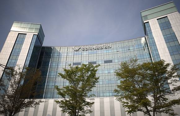 인천국제공항공사는 올해 정규직 전환 일정을 논의 하기 위해 '2019년 노·사·전문가협의회 대표단 간담회'를 개최했다. ⓒ 연합뉴스