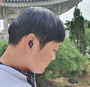 최근 블루투스 이어폰 시장이 확대되면서 이에 대한 경쟁이 치열해 지고 있는 상황이다. = 김경태 기자