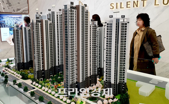 '르엘 신반포 센트럴' 주택 모형. = 장귀용 기자
