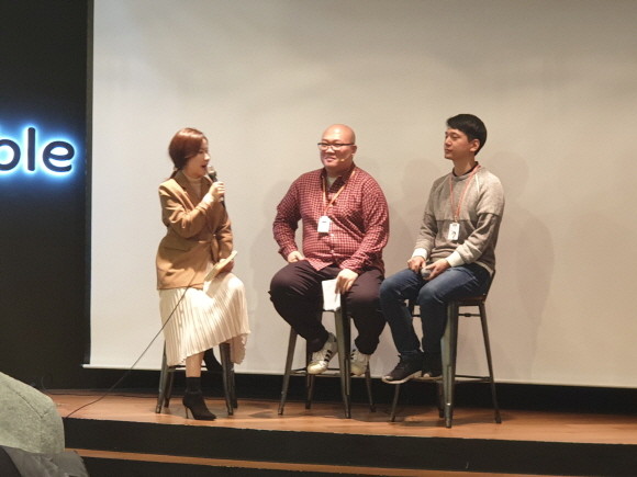 Q&A 시간을 가지는 강재욱 팀장과 노창진 과장. = 김성현 청년기자