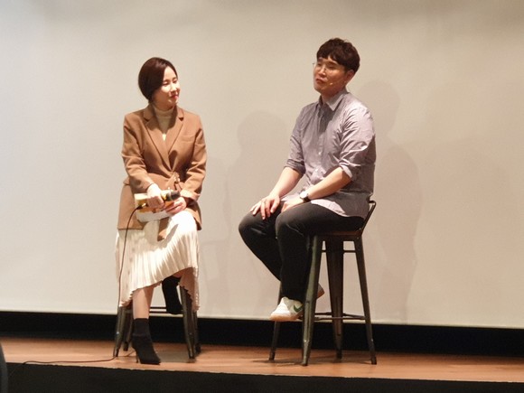 Q&A 시간을 가지는 이현우 해설. = 김성현 청년기자