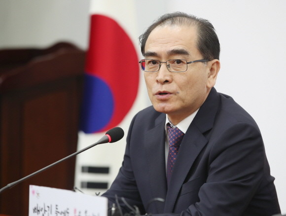 태영호 전 영국 주재 북한 대사관 공사는 11일 이번 총선에서 자유한국당 소속, 지역구 후보자로 출마하겠다는 의지를 밝혔다. ⓒ 연합뉴스