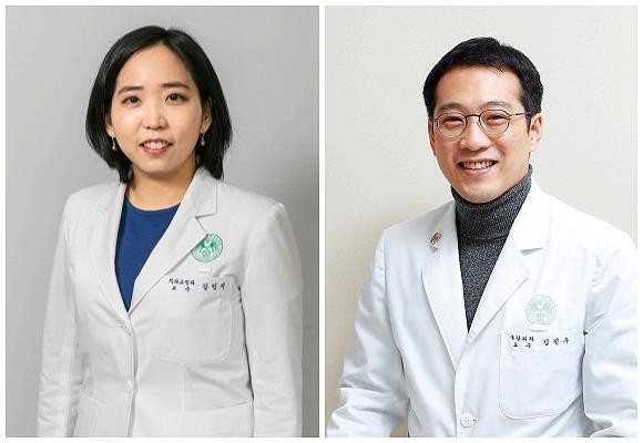 김민지 이대목동병원 교정과 교수(왼쪽), 김진우 이대목동병원 구강악안면외과 교수. ⓒ 이대목동병원