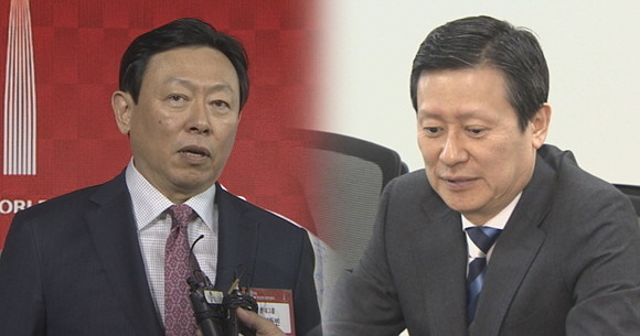 6월24일, 신동주 SDJ코퍼레이션 회장이 제기한 신동빈 일본 롯데홀딩스 회장의 이사 해임 안건이 부결됐다. 사진은 신동빈 롯데그룹 회장(왼쪽)과 신동주 전 일본 롯데홀딩스 부회장. © 연합뉴스