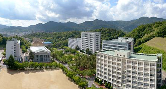 창신대학교 전경. 창신대학교는 부영그룹의 지원에 힘입어 제2의 도약을 준비 중이다. ⓒ 창신대학교
