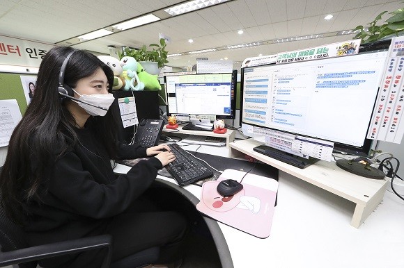 KT는 KSQI에서 우수한 점수로 초고속인터넷·이동통신 분야의 한국의 우수 콜센터로 선정됐다고 밝혔다. ⓒ KT