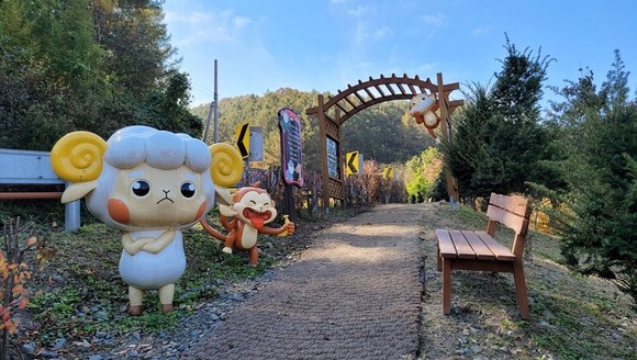 12지신 테마길. ⓒ 충북도