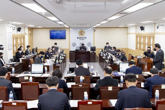 경북도의회 교육위원회는 8일 제328회 경북도의회 임시회를 개최했다. ⓒ 경북도의회