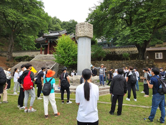 인문학 오딧세이는 대구경북지역의 문화 유적지를 체험하는 달서고만의 교육 프로그램이다. ⓒ 달서고등학교