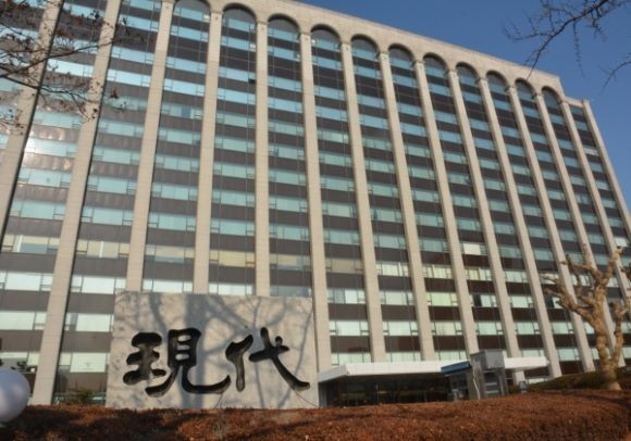 현대건설은 해외 공사 본격화와 창사 이래 최초 도시정비부문 7조 클럽 달성 등에 힘입어 올해 매출 목표 19조7000억원 달성을 기대하고 있다. © 현대건설