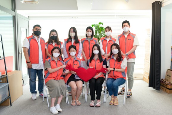 한국타이어 임직원들이 독서에 어려움을 겪는 아동들을 위한 목소리 기부 봉사활동에 나섰다. ⓒ 한국타이어