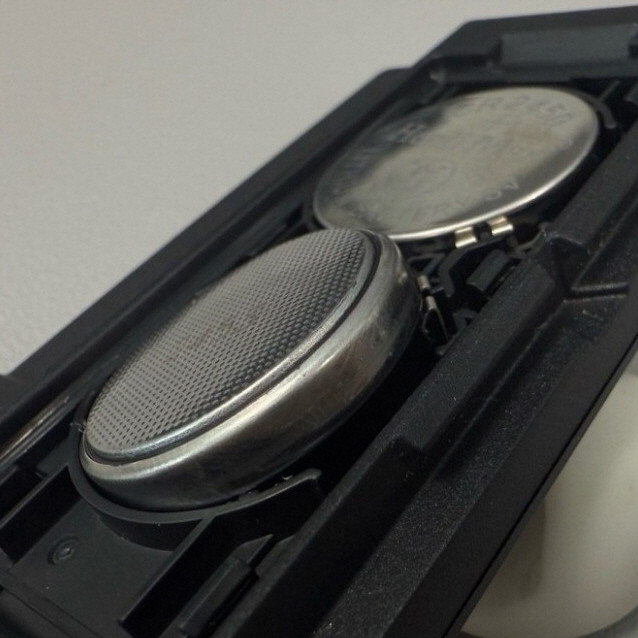 [단독] 파트론 ESL 코인배터리 교체 중 탄화...신세계 "전량 회수 조치" - 뉴스 썸네일 이미지