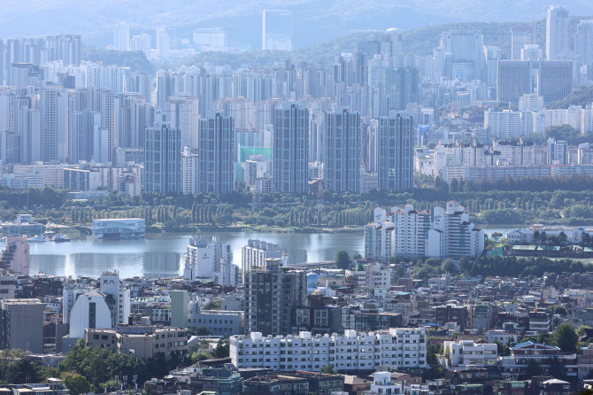 서울 아파트 및 주택 단지. 연합뉴스