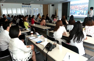 액션러닝에 참여한 사내강사들은 개인별 연구주제인 리더십, 성과관리 등 다양한 주제에 대해 발표하는 시간을 가졌다.ⓒ 김상준기자