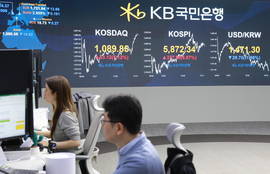 코스피, 미국·이란 휴전 소식에 6%대 급등 '5870선 안착'