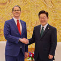 李, 베센트 美 재무장관·허리펑 中 국무원 부총리 접견