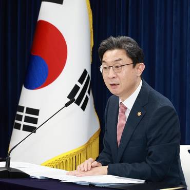 호르무즈 선박 10척 '전쟁보험' 제공…해운업 금융지원 방안