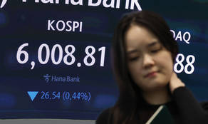 코스피, AI 모멘텀 부진·外人 매도에 '6000선 턱걸이'…코스닥 1.57%↓