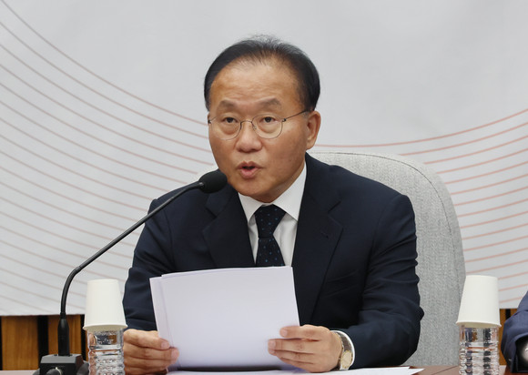 국민의힘 윤재옥 원내대표가 12일 국회에서 열린 원내대책회의에서 발언하고 있다. ⓒ 연합뉴스