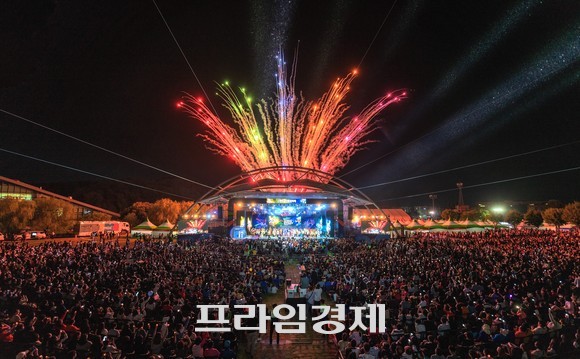 천안흥타령춤축제 2018 개막식 모습. ⓒ 프라임경제