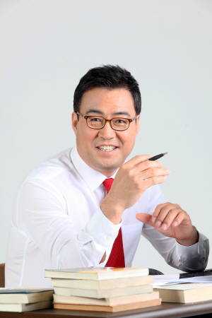 이만기(새누리당) 김해을 예비후보. ⓒ 이만기 예비후보 사무실