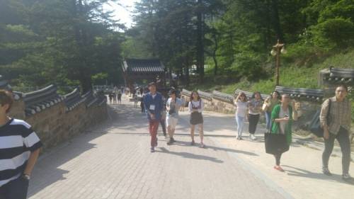 이번에 재단법인 피플 주최 행사로 정암사, 드라마 퇄영지 등 강원도 태백과 정선 일대를 둘러본 학생은 200여명에 달한다. ⓒ 프라임경제