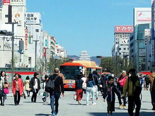 일본의 과거와 현재 국내 경제흐름이 비슷한 경향을 보이자 앞으로의 일본 경제 방향에 대한 관심이 높아지고 있다. = 추민선 기자
