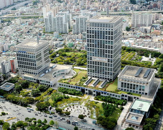 부산시청 전경. ⓒ 프라임경제