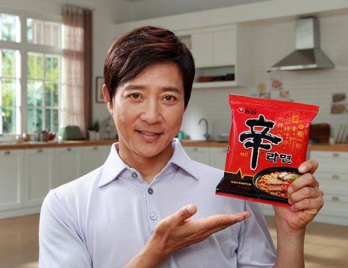 신라면 30주년 광고 이미지컷. ⓒ 농심
