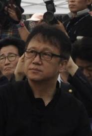 민병두 의원이 정책통으로서의 모습을 강화하고 있다. 사진은 과거 장외투쟁 현장에서의 모습. ⓒ 프라임경제