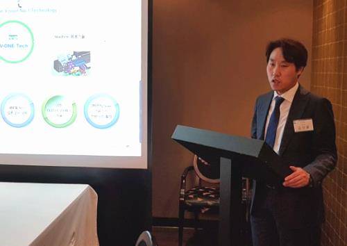 김선중 브이원텍 대표가 22일 기자간담회를 갖고 코스닥시장 상장에 대한 계획과 향후 비전을 발표하고 있다. = 추민선 기자