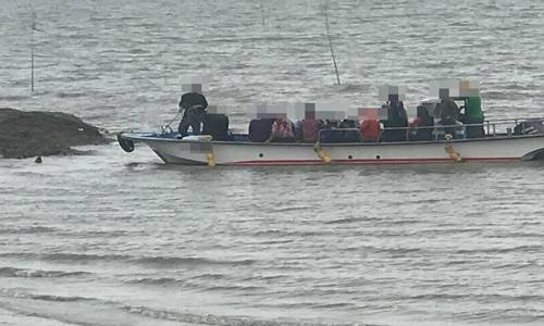 승선 인원을 초과해 운행한 선박. ⓒ 여수해경