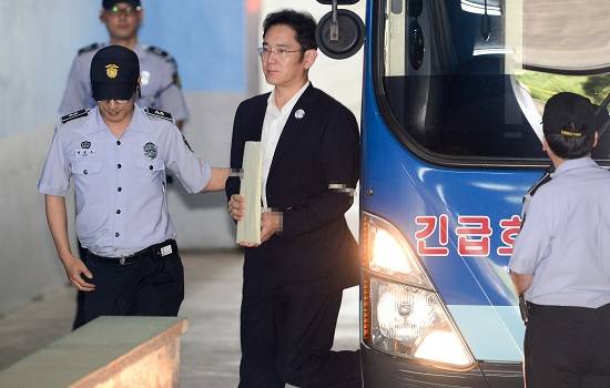 이재용 삼성전자 부회장의 결심공판이 오후 2시에 열릴 예정이다. 지난 2월28일 박 특검의 기소 후 160일 만이다. ⓒ 뉴스1