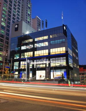 금정 통합 전시장 및 서비스센터 전경. ⓒ 메르세데스-벤츠 코리아