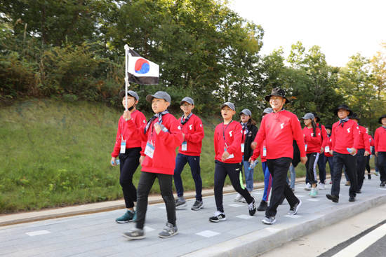 22사단 신병교육대 입소를 위한 행군.