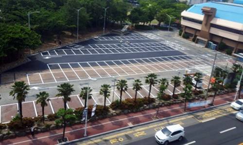 흥국체육관 공영주차장이 기존 101면에서 216면으로 늘어났다. ⓒ 여수시