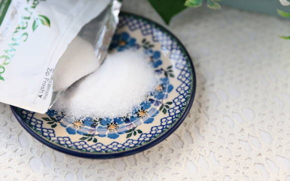 설탕보다 200~300배 단 맛을 내는 '스테비아' 가루예요. ⓒ 네이버 블로그